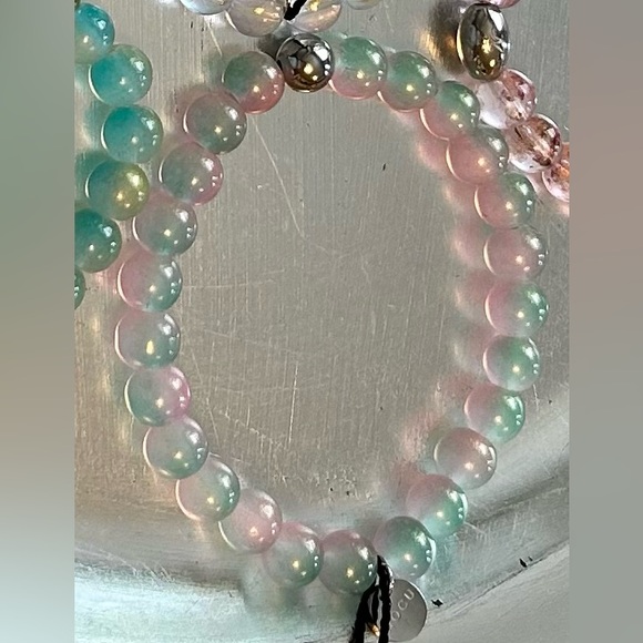 ππ©· NOGU Sliced Melon Shimmer Glass Bracelet π©·π - Picture 3 of 5